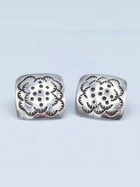 Vintage Sterling Silver NAVAJO Southwestern Post Earrings - SIGNED